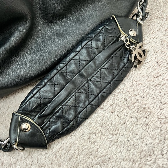 Chanel 2 Way Shoulder Duffle Bag - Picture 9 of 16